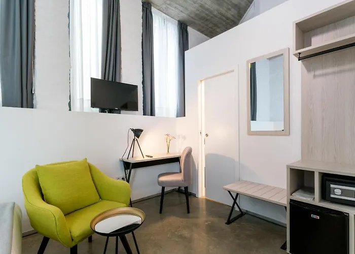 La Puerta De Palacio - Adults Only